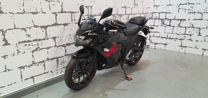 2026 Suzuki Gixxer SF 250 Gixxer Black