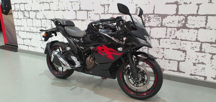 2026 Suzuki Gixxer SF 250 Gixxer Black