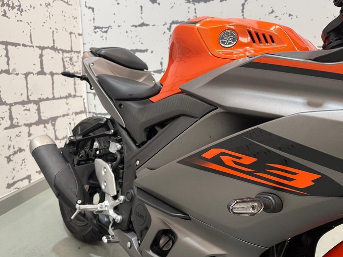 2022 Yamaha YZF-R3 R3 Orange