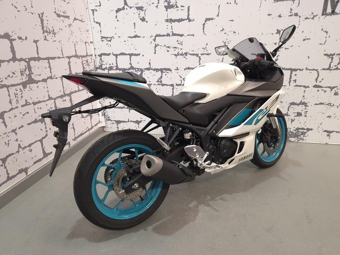 2024 Yamaha YZF-R3 R3 White