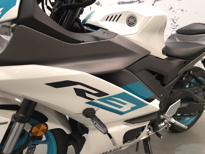 2024 Yamaha YZF-R3 R3 White
