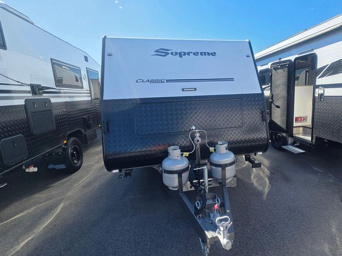 2026 Supreme 2000_R_K1e8_T Classic Tourer 20'