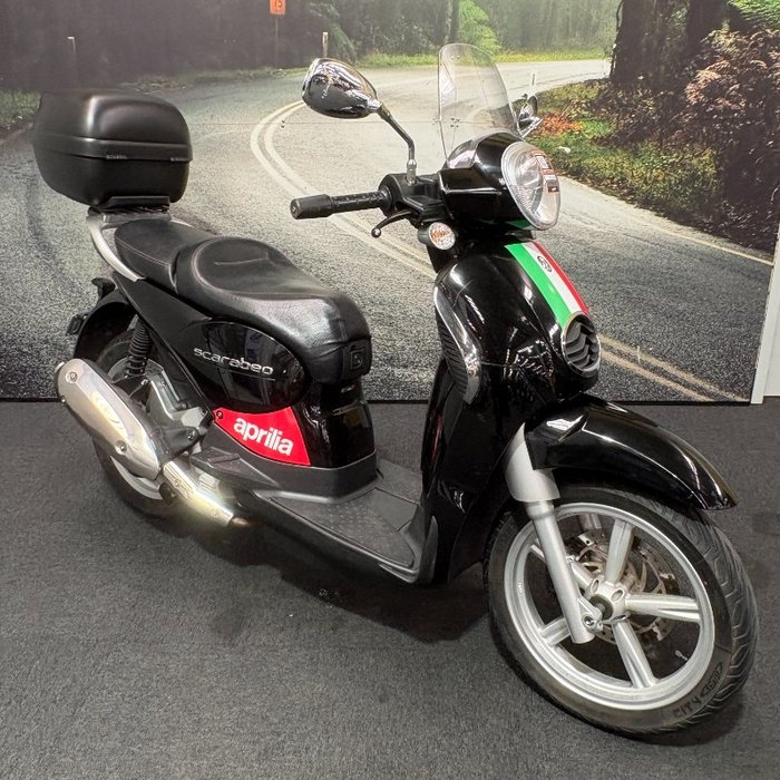2013 APRILIA SCARABEO 125 Black