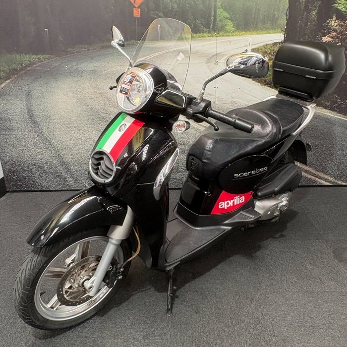 2013 APRILIA SCARABEO 125 Black