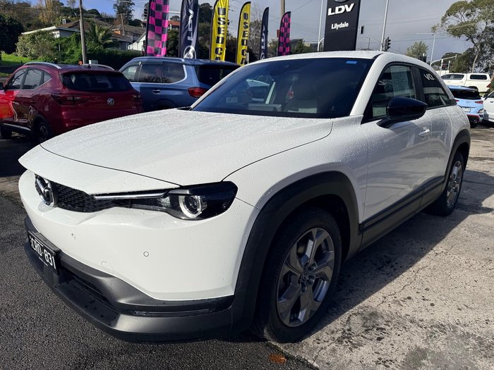 2023 Mazda MX-30 G20e Evolve