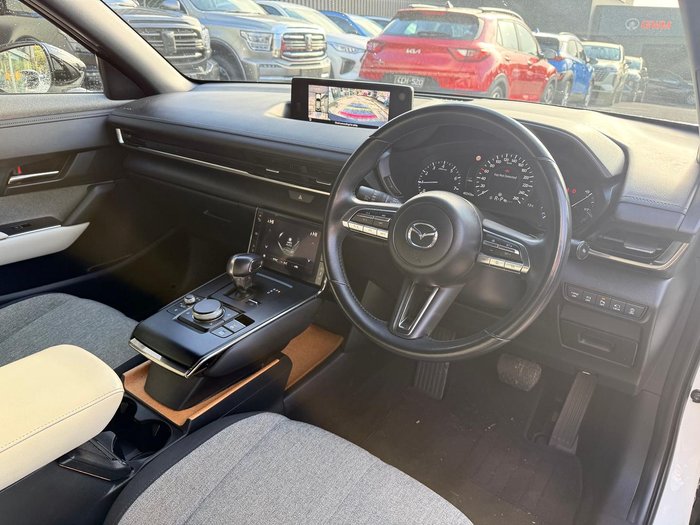 2023 Mazda MX-30 G20e Evolve