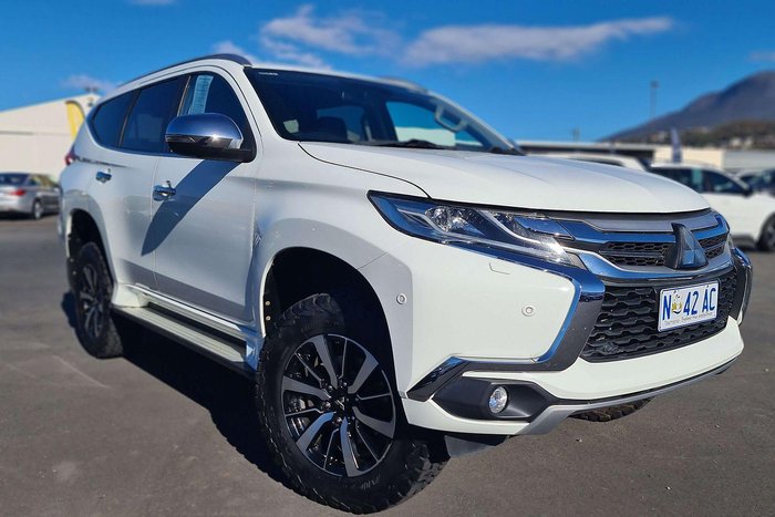 2017 Mitsubishi Pajero Sport