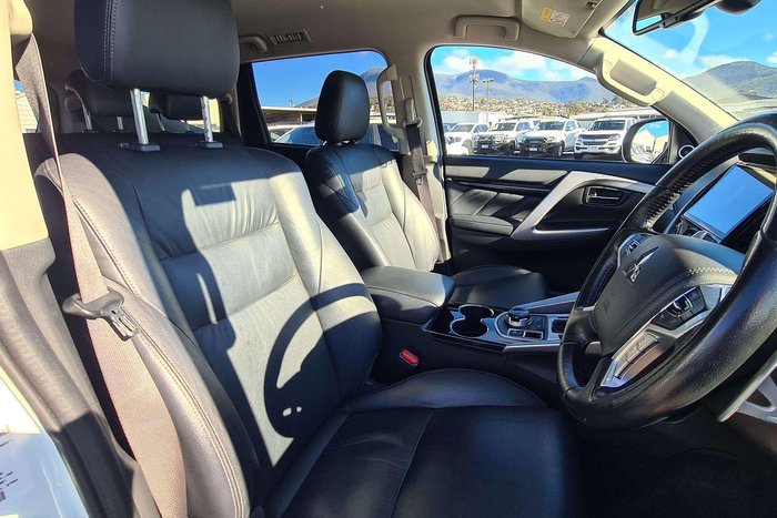 2017 Mitsubishi Pajero Sport Exceed