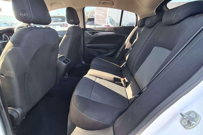 2018 Holden Commodore LT