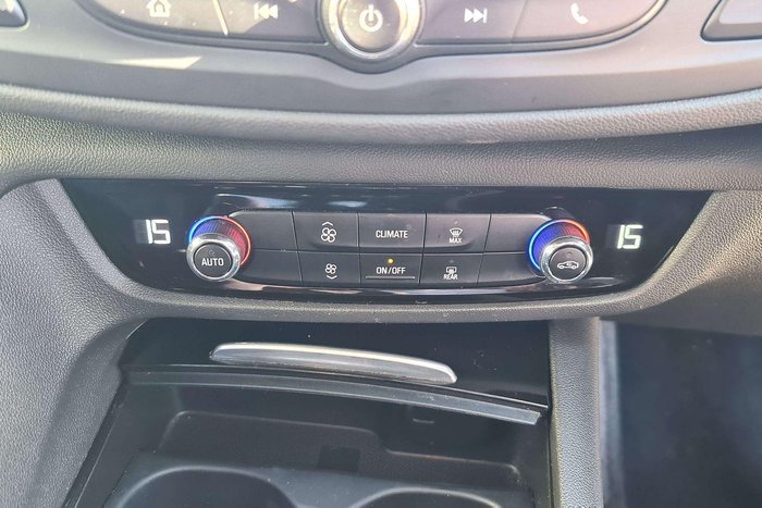 2018 Holden Commodore LT