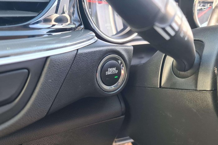 2018 Holden Commodore LT