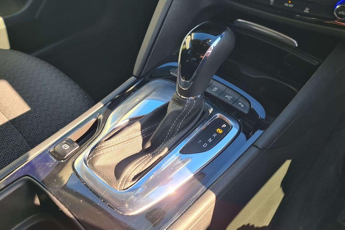 2018 Holden Commodore LT