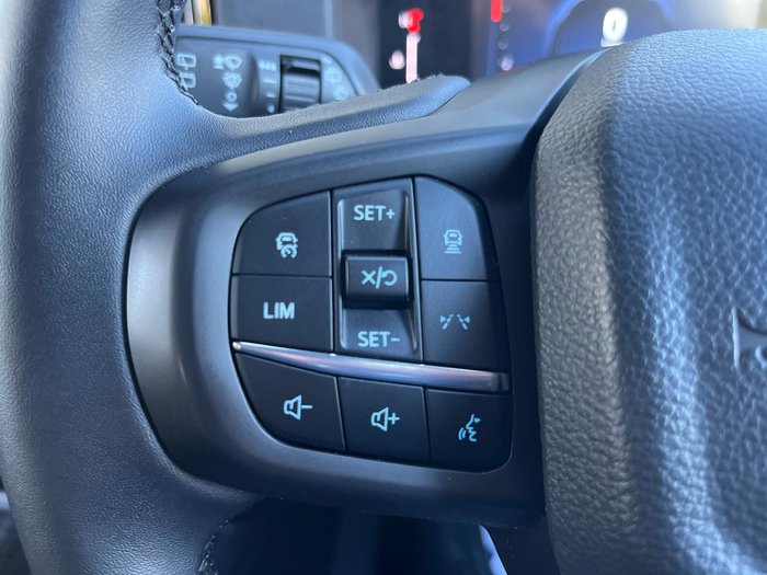 2025 Ford Everest Trend