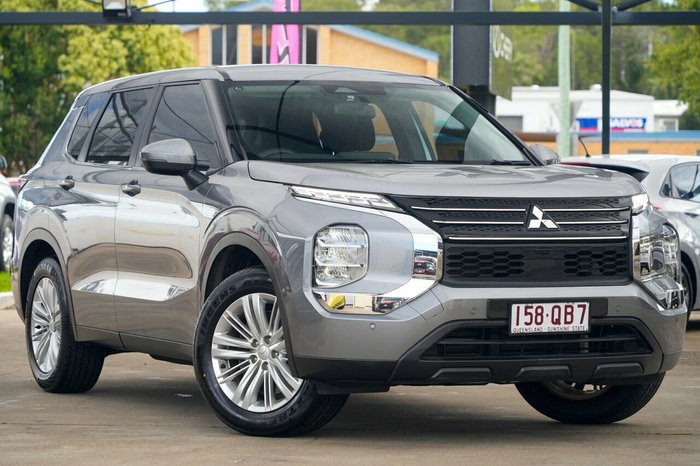 2022 Mitsubishi Outlander LS