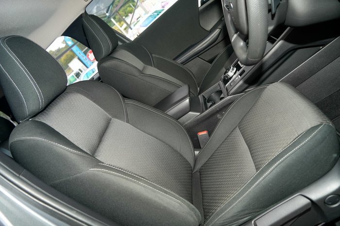 2022 Mitsubishi Outlander LS