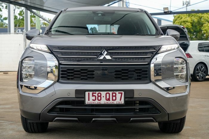 2022 Mitsubishi Outlander LS