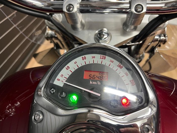 Honda 2006 HONDA 1300CC VTX1300 Red