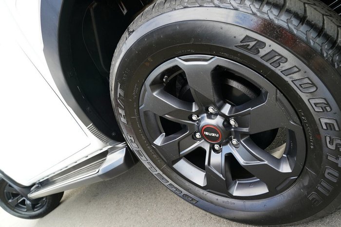 2024 Isuzu D-MAX X-TERRAIN