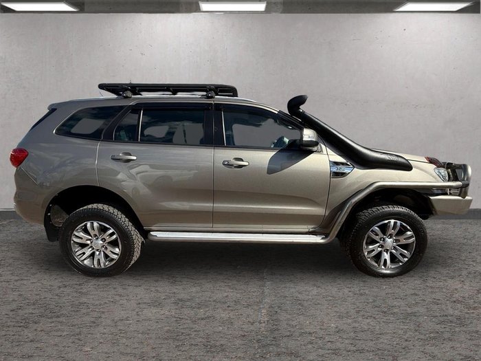 2017 Ford Everest Trend