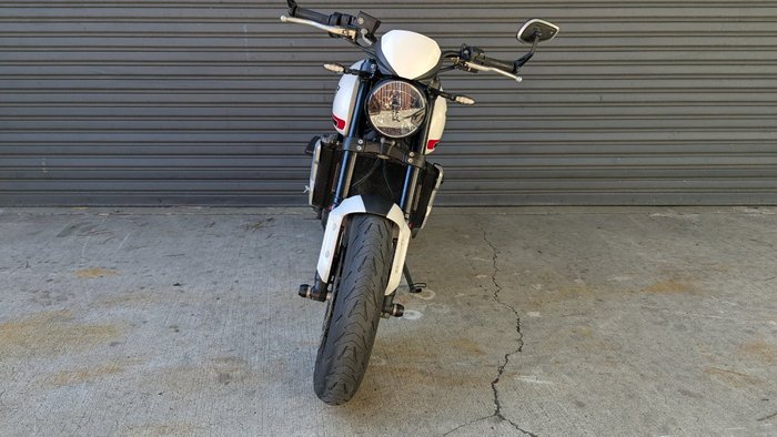 2021 Triumph TRIDENT 660 White