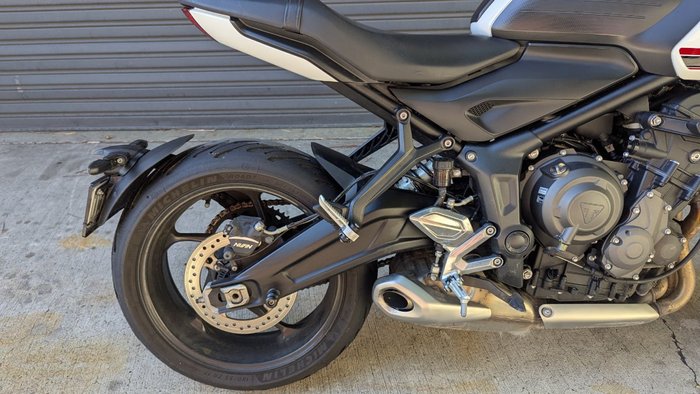 2021 Triumph TRIDENT 660 White