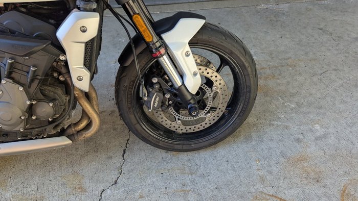 2021 Triumph TRIDENT 660 White