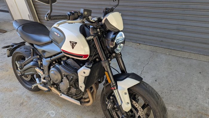 2021 Triumph TRIDENT 660 White