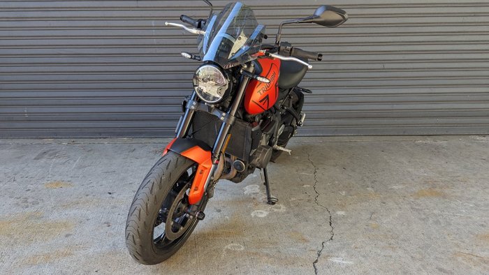 2022 Triumph TRIDENT 660 Orange