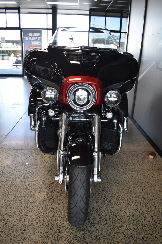 2020 HARLEY-DAVIDSON FLHTCUTGSE CVO TRI GLIDE