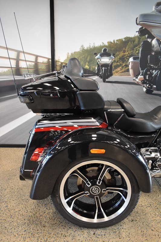 2020 HARLEY-DAVIDSON FLHTCUTGSE CVO TRI GLIDE