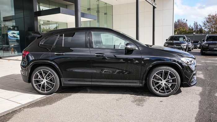 2026 Mercedes-Benz GLA-Class GLA35 AMG