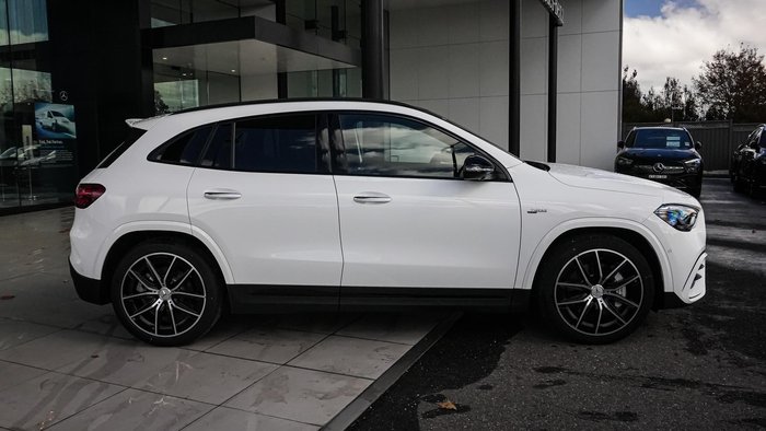2026 Mercedes-Benz GLA-Class GLA35 AMG