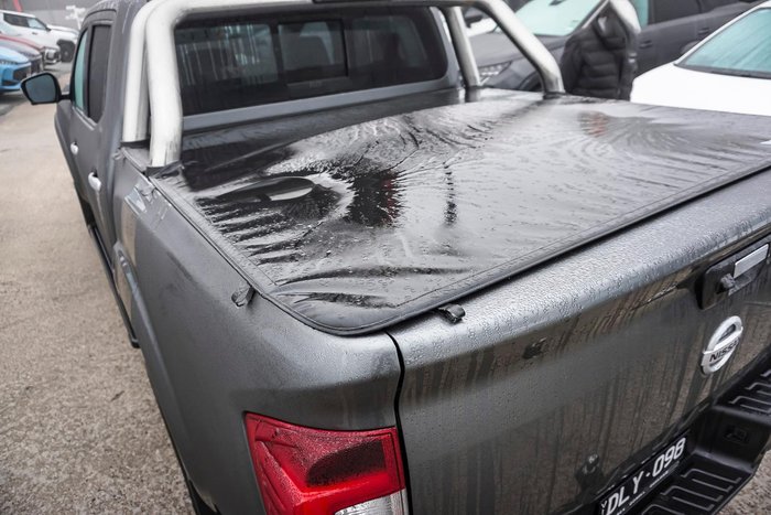 2024 Nissan Navara ST-X
