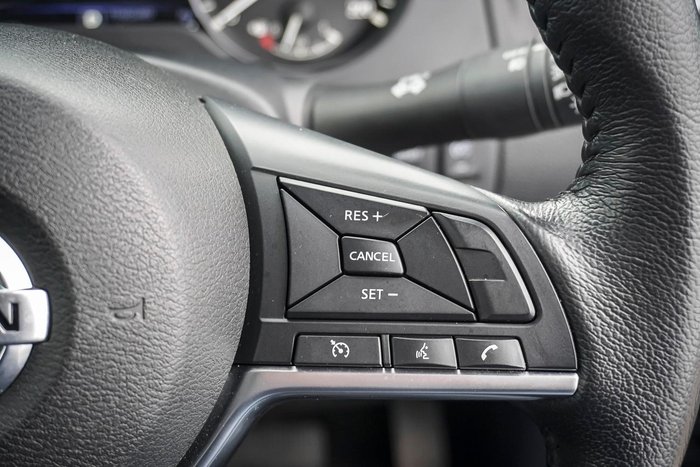 2024 Nissan Navara ST-X