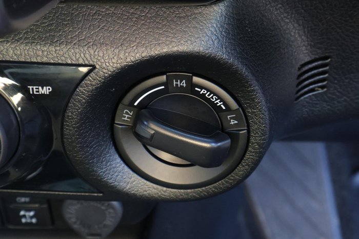 2021 Toyota Hilux SR5