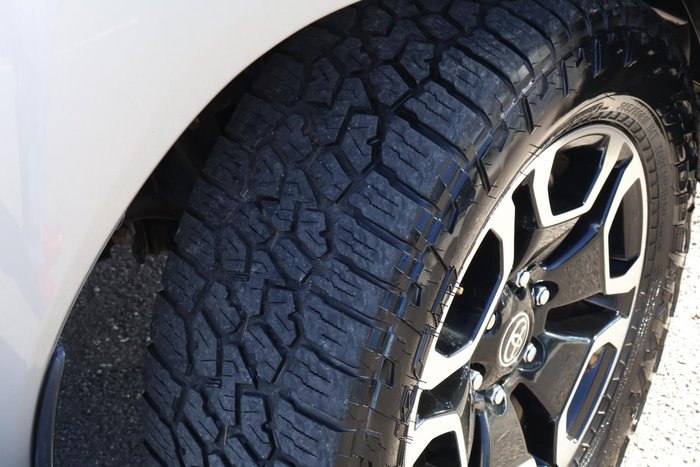 2021 Toyota Hilux SR5