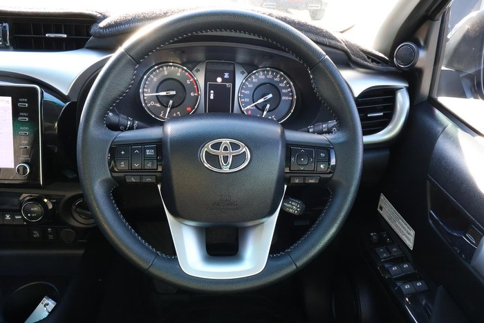 2021 Toyota Hilux SR5