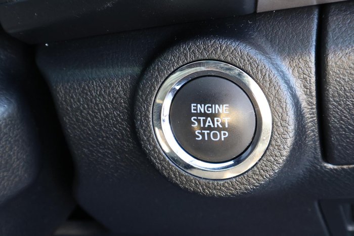 2021 Toyota Hilux SR5