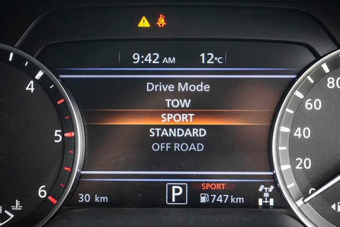 2025 Nissan Navara PRO-4X