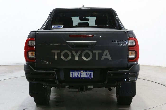 2024 Toyota Hilux SR5 48V