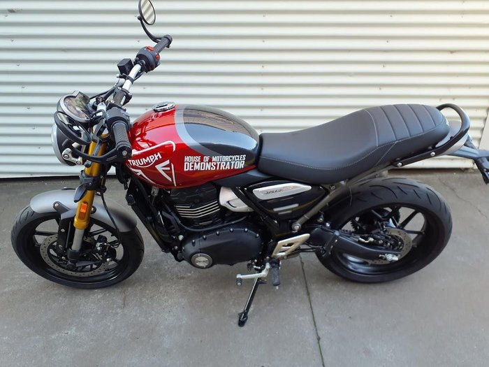 2026 Triumph Speed 400 Speed Four Red