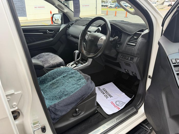 2020 Isuzu MU-X LS-T
