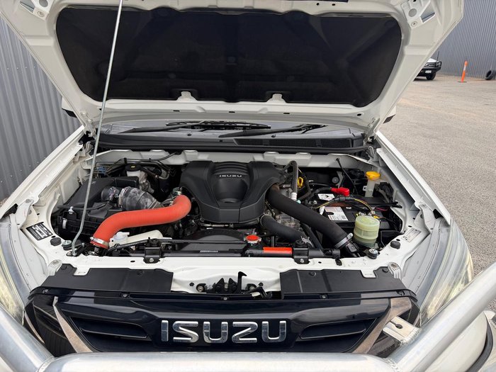 2020 Isuzu MU-X LS-T