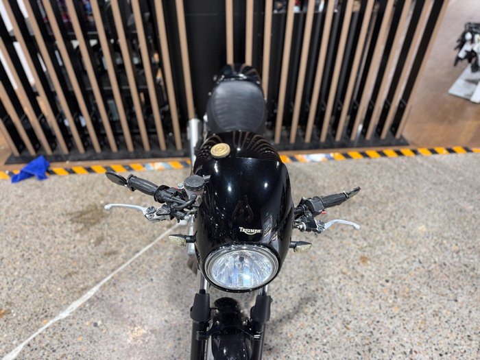 Triumph 2009 TRIUMPH 865CC BONNEVILLE SE A1 JET BLACK