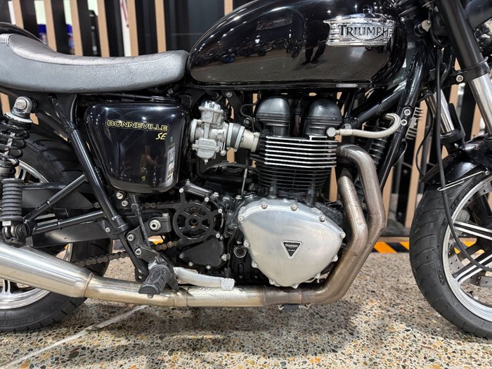 Triumph 2009 TRIUMPH 865CC BONNEVILLE SE A1 JET BLACK