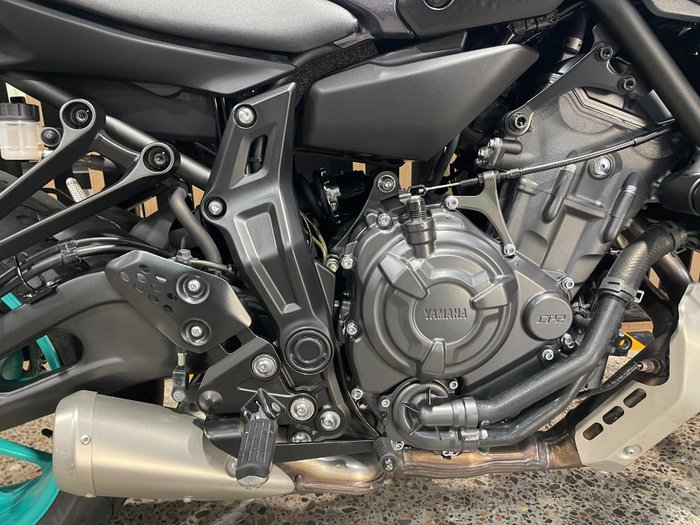 2025 Yamaha YZF-R7LA Black