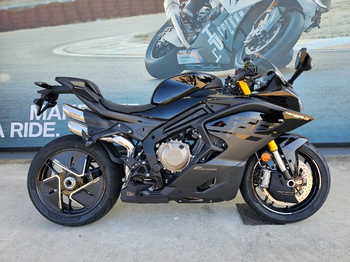 2026 CFMOTO 750CC 750SR-S Black