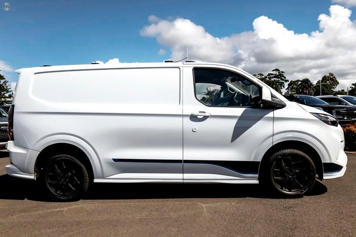 2025 Ford Transit Custom Sport SWB