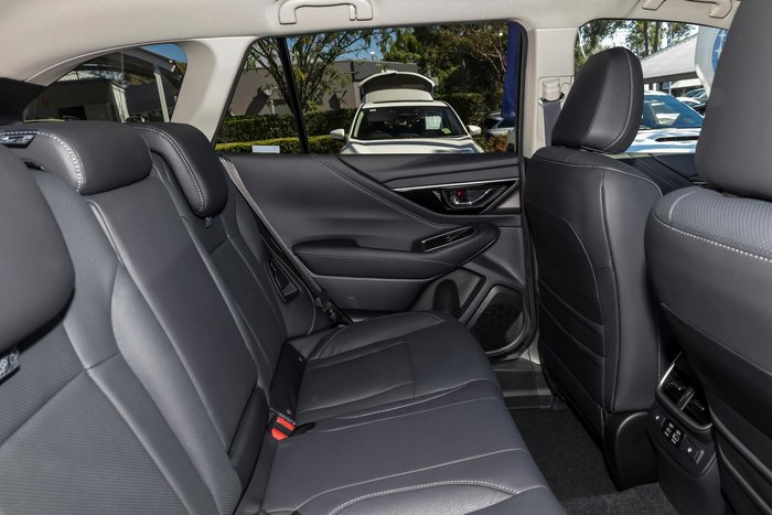 2025 Subaru Outback AWD Touring XT