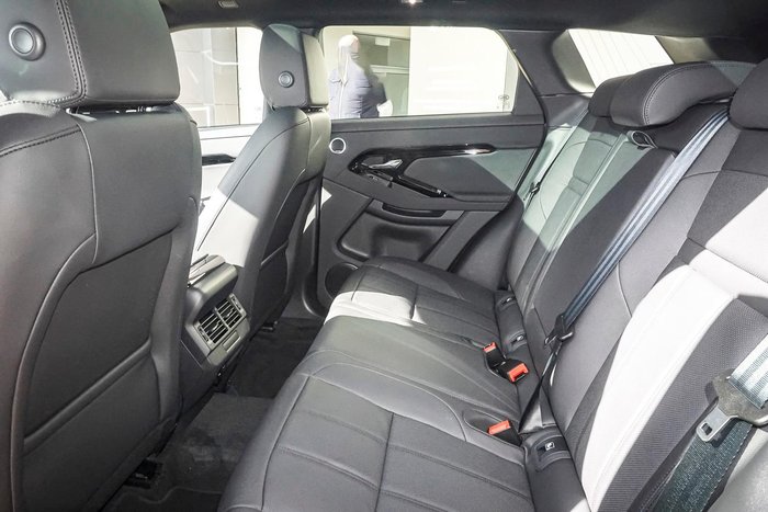 2025 Land Rover Range Rover Evoque P250 Dynamic SE
